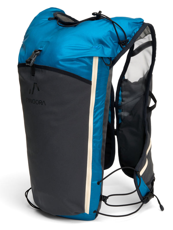 Pingora Flow trail running backpack in blue color 3/4 view