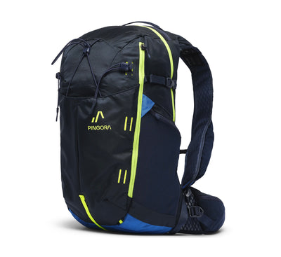 hiking backpack for men and women with hydration pouch