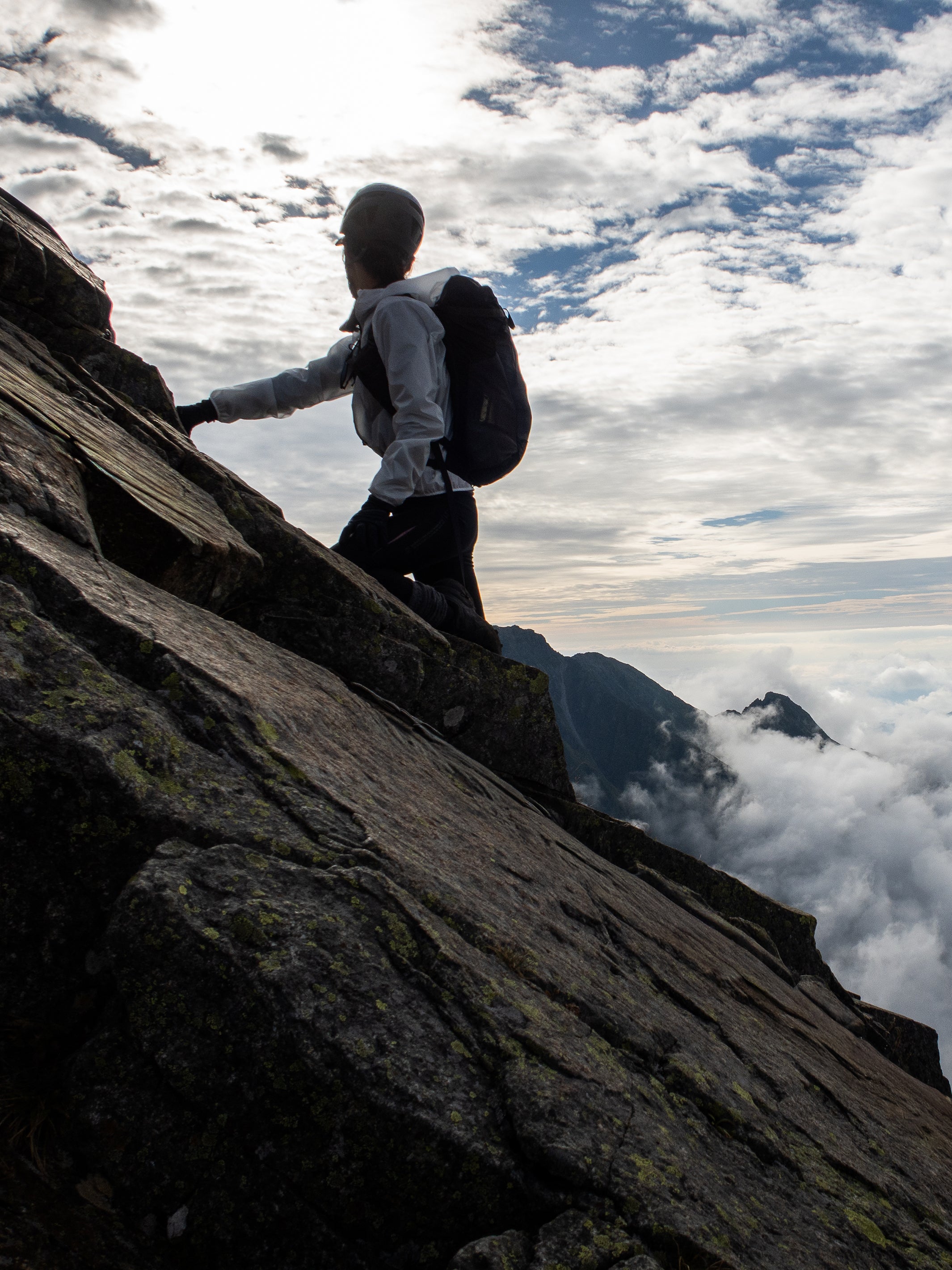 Pingora Focus 25L Climbing & Hiking Backpack