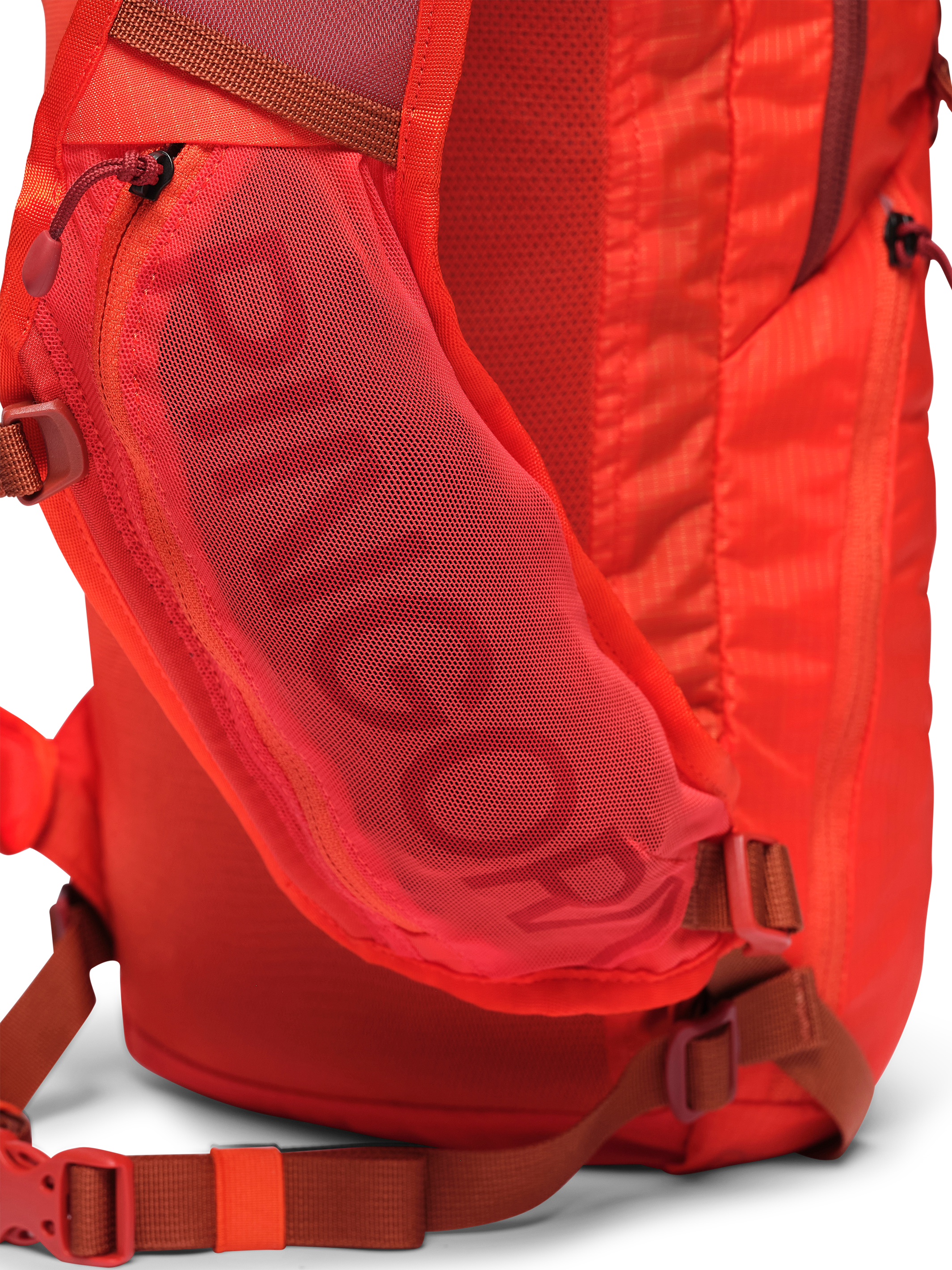 Pingora Remote Z 13 Liter Hiking Backpack