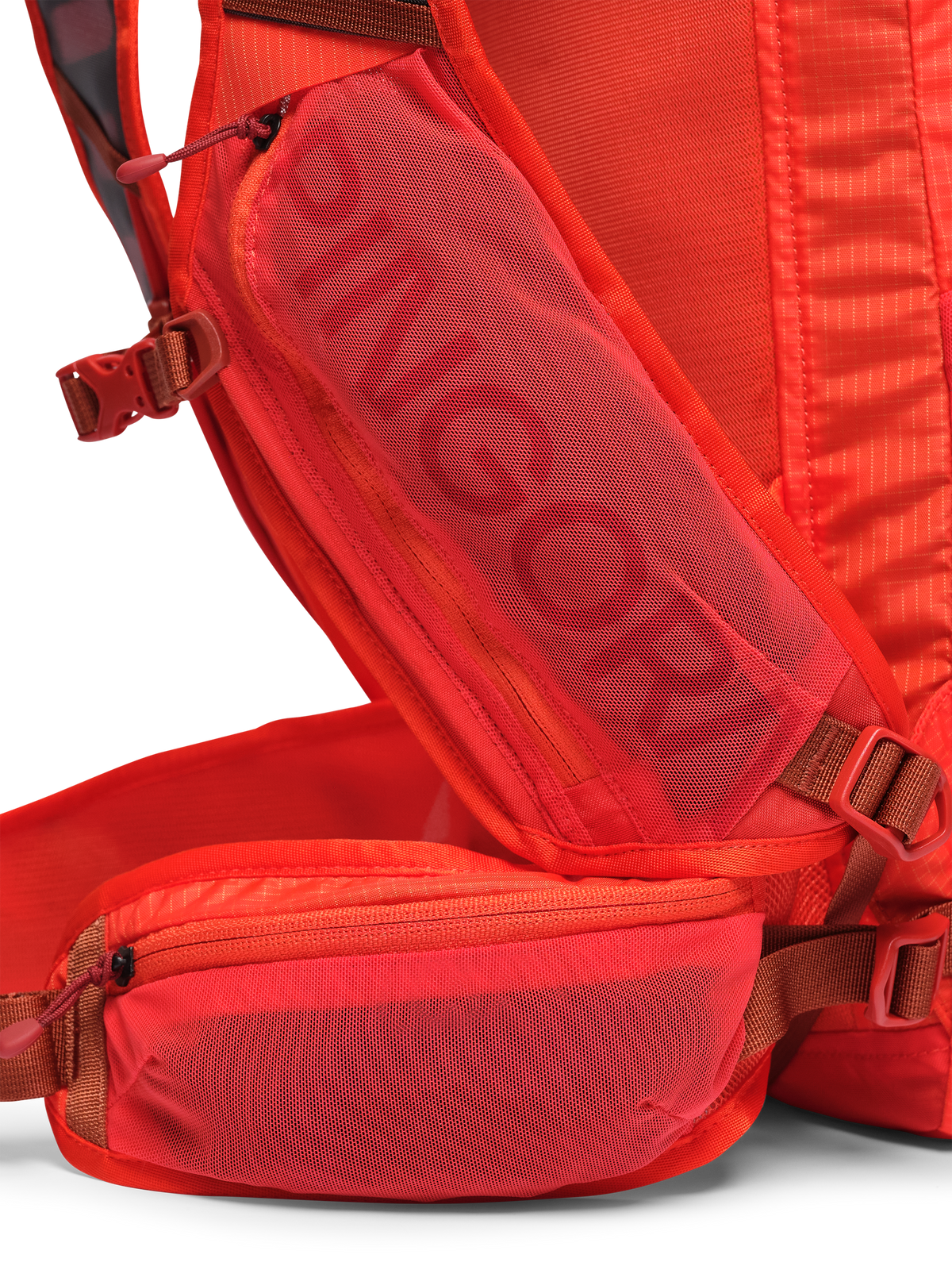Pingora Remote Z 25 Liter Hiking Backpack 2024