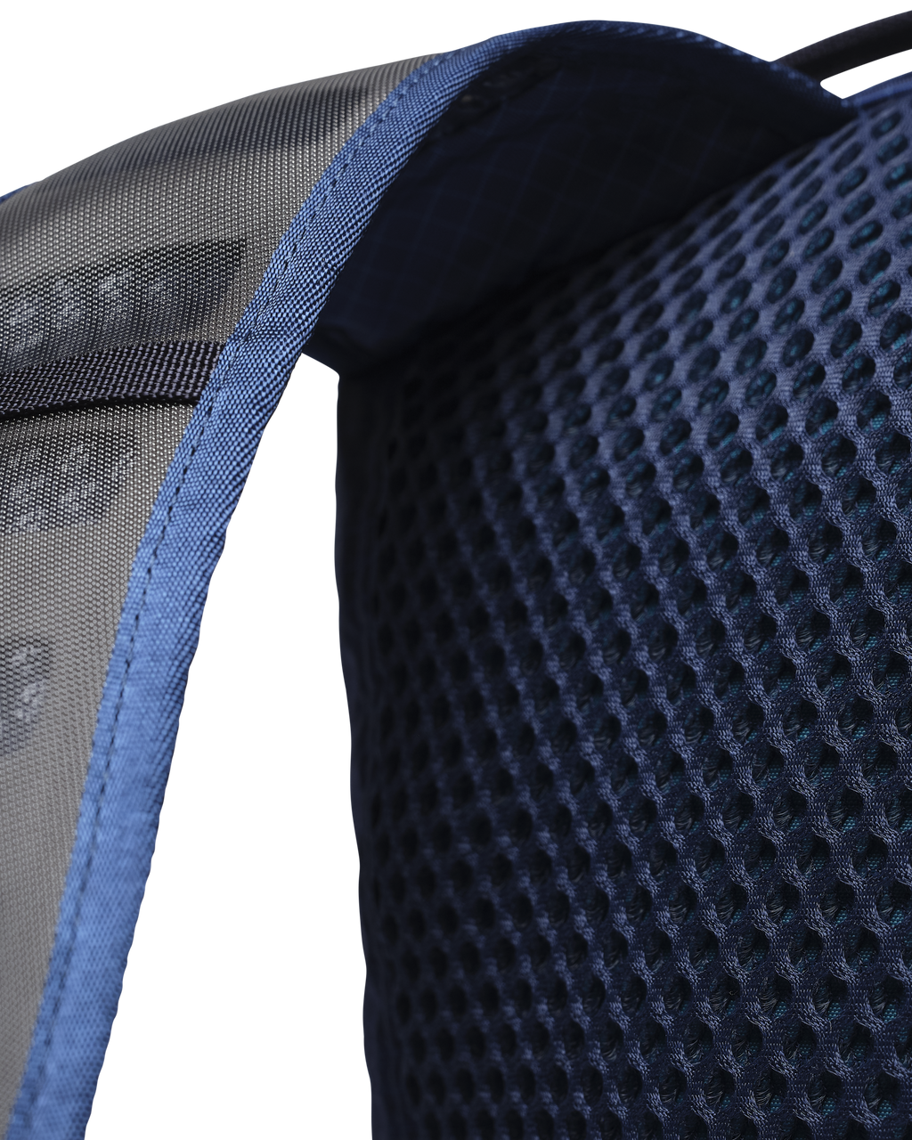 Image of the blue Remote Z 20 liter zippered backpack. Perfect daypack for hiking, includes hydration, medium size day pack.